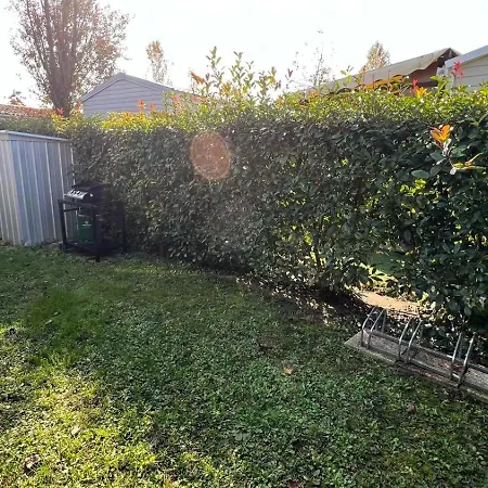 Campsite Detente Et Nature Au Bord Du Rhone *
